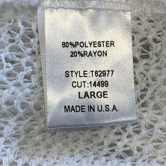 ODDY White V-Neck Crochet Top Size Large - Picture 6 of 9